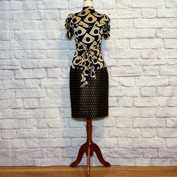 Diane Von Furstenberg Silk Black & Gold Wrap Blouse - Picture 6 of 10